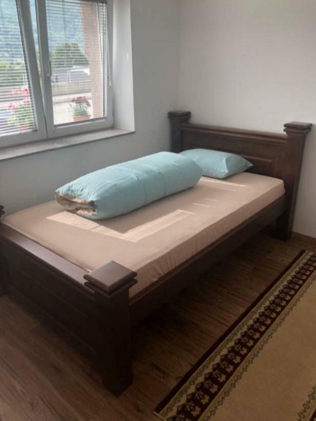 Ema Guest House Плав Екстер'єр фото