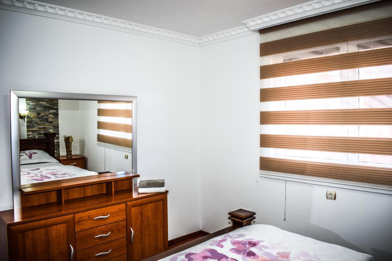 Ema Guest House Плав Екстер'єр фото